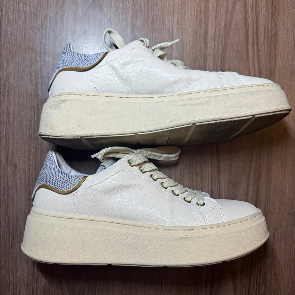 Meline MLN  Italy Platform Sneakers